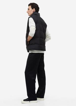 Жилетка h&m water-repellent puffer vest black 1182526002 s4 фото