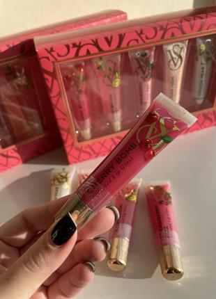 Блиск для губ cherry bomb victoria's secret2 фото