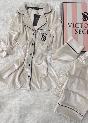 Женская велюровая (оксамита) пижама victoria's secret в синем, черном, белом и розовом цвете.3 фото