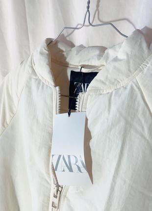 Дутая куртка бомбер кремовая zara2 фото