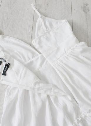 Красива біла сукня prettylittlething9 фото