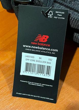 New balance app core shoulder bag lab31005bk мессенджер сумка на плечо унисекс оригинал черная8 фото