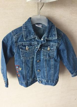 Джинсовпя куртка на девочку