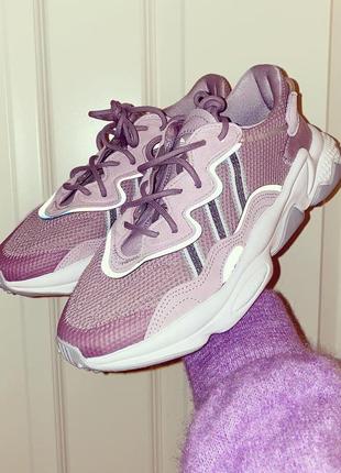 Кросівки adidas кросівки ozweego