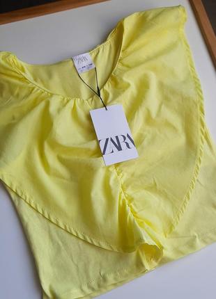 Яркая футболка с воланами zara на 9-10 лет (134-140 см) и 11-12 лет (146-152 см)