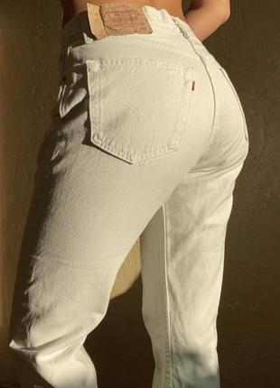 Білі джинси levi’s