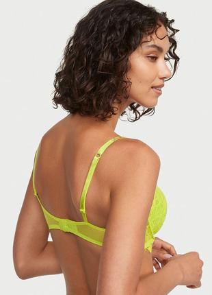 Бюстгальтер victoria's secret пуш ап с камушками shine chain strap lace push-up bra