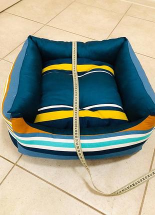 Лежанка для собак