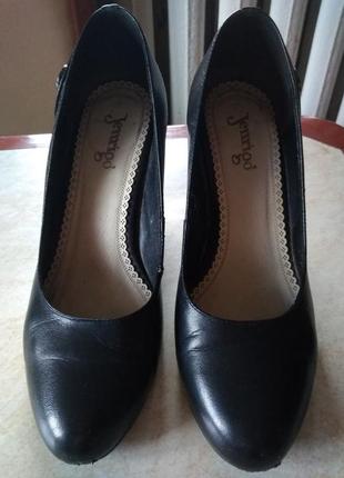 Туфли женские кожанные