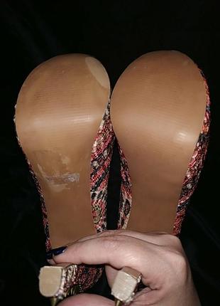 Крутые экзотт полденс туфли с шипами и ярким кружевом4 фото