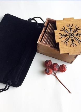 Набор деревянных рун в коробочке + бархатный мешочек4 фото