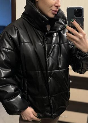 Куртка из эко кожи, черная, хс-с3 фото