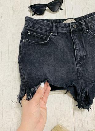 Стильні жіночі чорно-сірі джинсові шорти в розмірі s-m3 фото