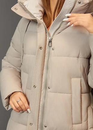 Жіноча зимова куртка світла довга жіноча зимова куртка4 фото
