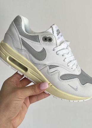 Кроссовки but the it's now making its way to select pegasus-versies nike retailers