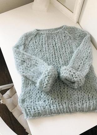 Мягенький оверсайз свитер