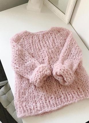 Мягенький оверсайз свитер