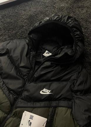 Пуховик от nike storm-fit