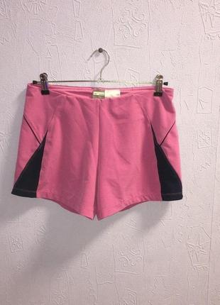 Спортивні шорти