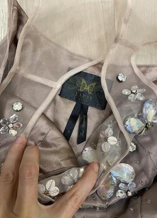 Фатінова бежева сукня з кристалами і бісером lipsy london.4 фото