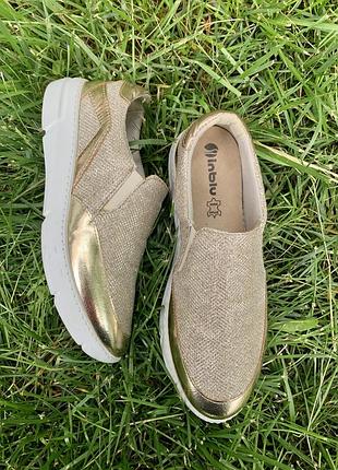 Кросівки золотисті 36( 23,5)