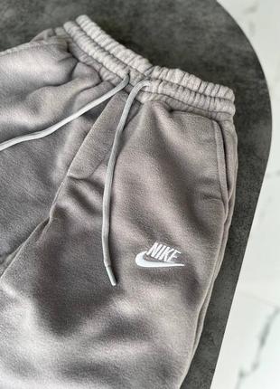 Чоловічі флісові спортивні штани мужские спортивные флисовые штаны nike2 фото