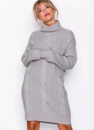 Вязаное платье туника удлиненный свитер вязкая косичка серая nelly nly trend