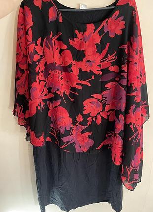 В наличии черное платье с шалью розы