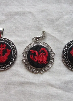 Підвіски, кулони. знак зодіаку: лев, скорпіон, водолій