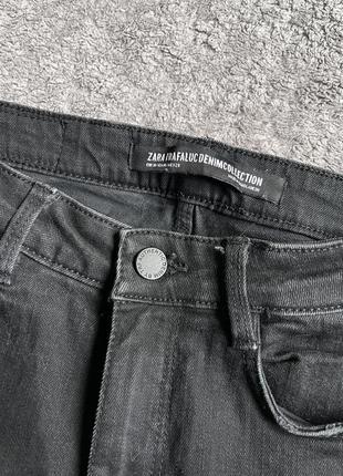 В наличии черные женские джинсы zara с белыми ломпасами7 фото