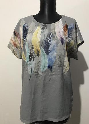 Футболка жіноча