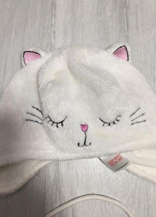 Красивая и милая шапочка ,шапка с котиком и ушками на 6-12м2 фото