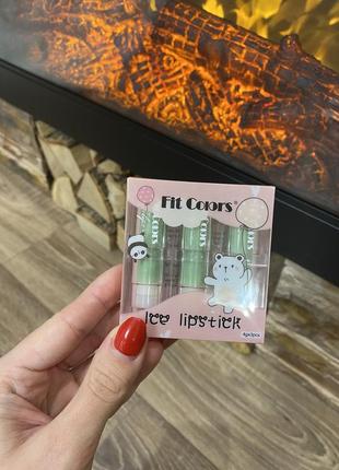Набор помад для губ 3 штуки