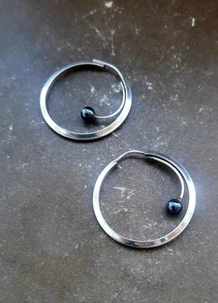 Дизайнерські срібні 925 вінтажні сережки кільця конго з чорними перлинами