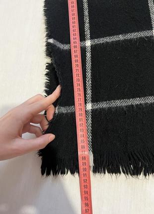 Базовий теплий шарф в клітинку чорний з білим великий довгий широкий стильний трендовий платок7 фото