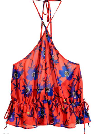 Красный топ с синими цветами, открытые плечи, цветочный принт, баска5 фото