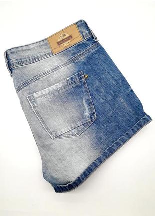 Стильные потертые джинсовые шорты bershka голубые короткие3 фото