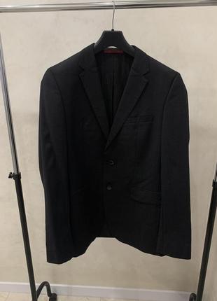 Классический пиджак hugo boss черный базированный жакет блейзер