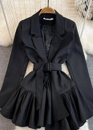 Платье пиджак черная с поясом платье пикук черное с поясом4 фото