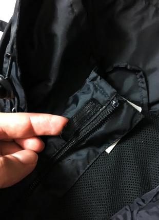 Чоловіча чорна нейлонова осіння куртка демісезонна куртка adidas адидас. розмір s m10 фото