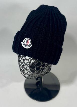 Шапка жіноча чорна в'язана вовняна moncler