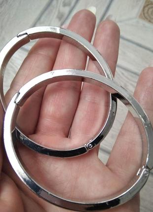 Браслет с камнями в стиле cartier.