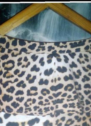 Леопардовая трикотажная юбка с баской3 фото