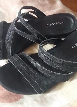 Шлёпки кожа