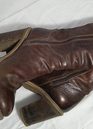 Сапоги высокие кожаные на устойчивом каблуке коричневые, made in italy8 фото