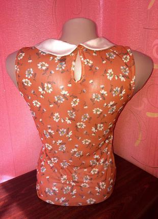 Фирменная блузка с воротником в цветочный принт3 фото