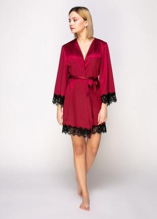 Serenade 809 женский бордовый шелковый халат с кружевом марсала