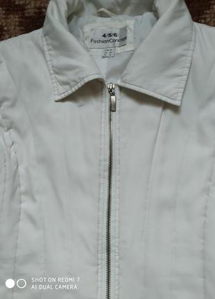 Куртка белая легкая3 фото