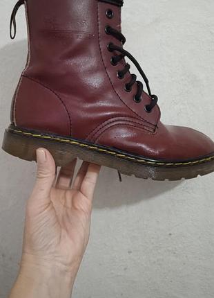 Ботинки dr martens .