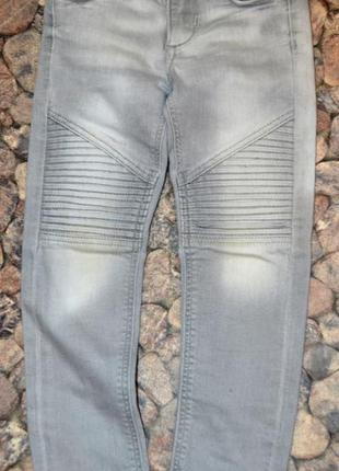 Серые джинсы узкие модные штаны 2-4года